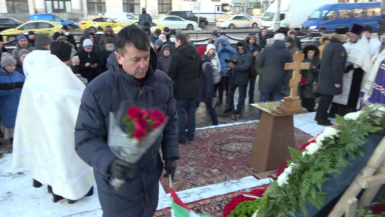 Возложение цветов у памятника Героев Плевна 10.12.2021г 