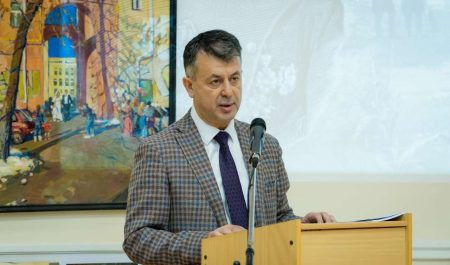 16.11. 2023 г. Орёл. Лавровские чтения в областной библиотеки “Бунинка” Презентация АИРБК